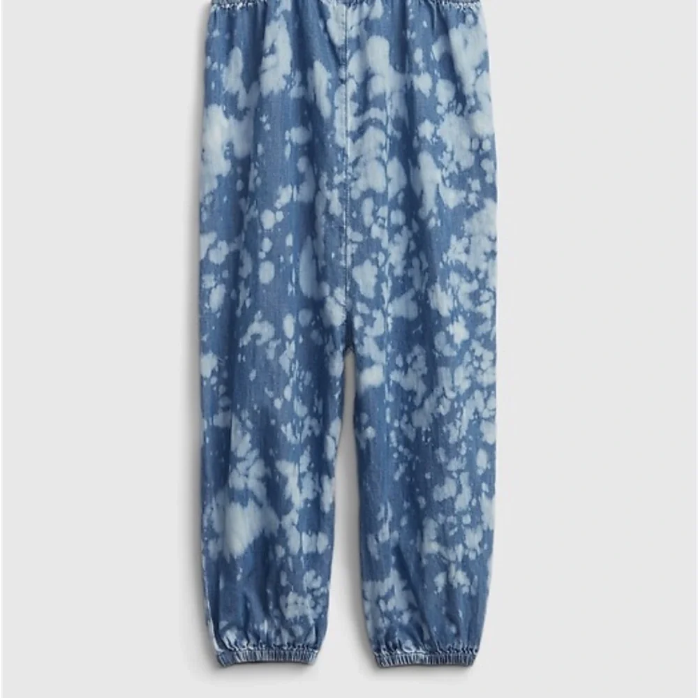 GAP chic tie